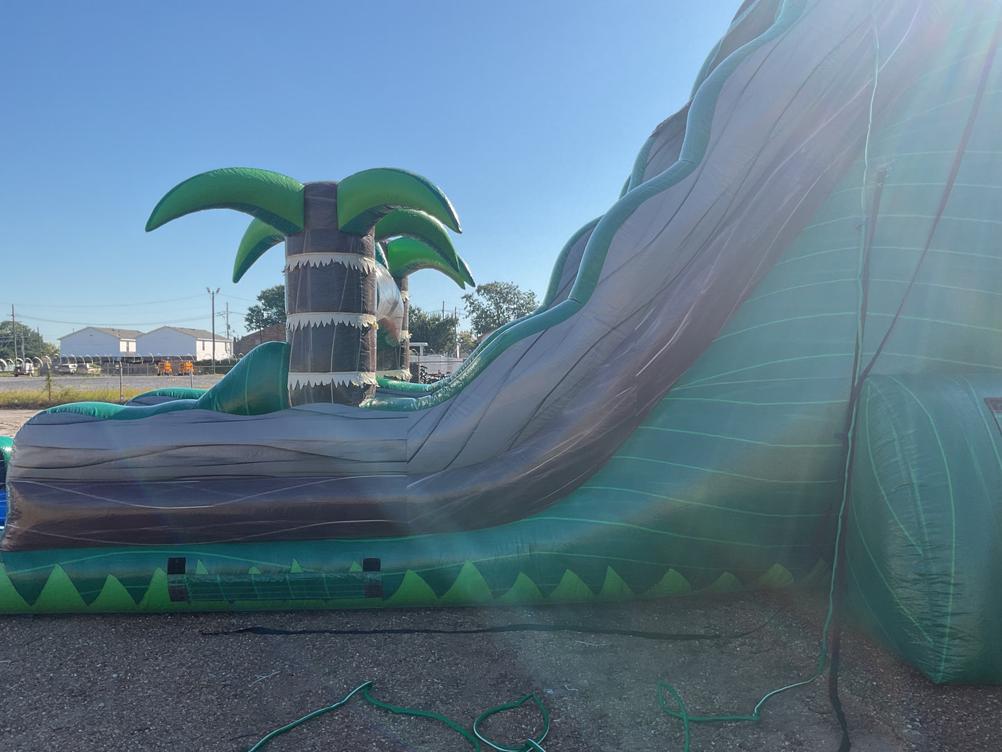 22' Emerald Crush Slide with pool