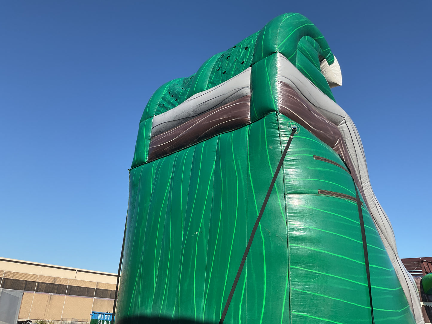 22' Emerald Crush Slide with pool