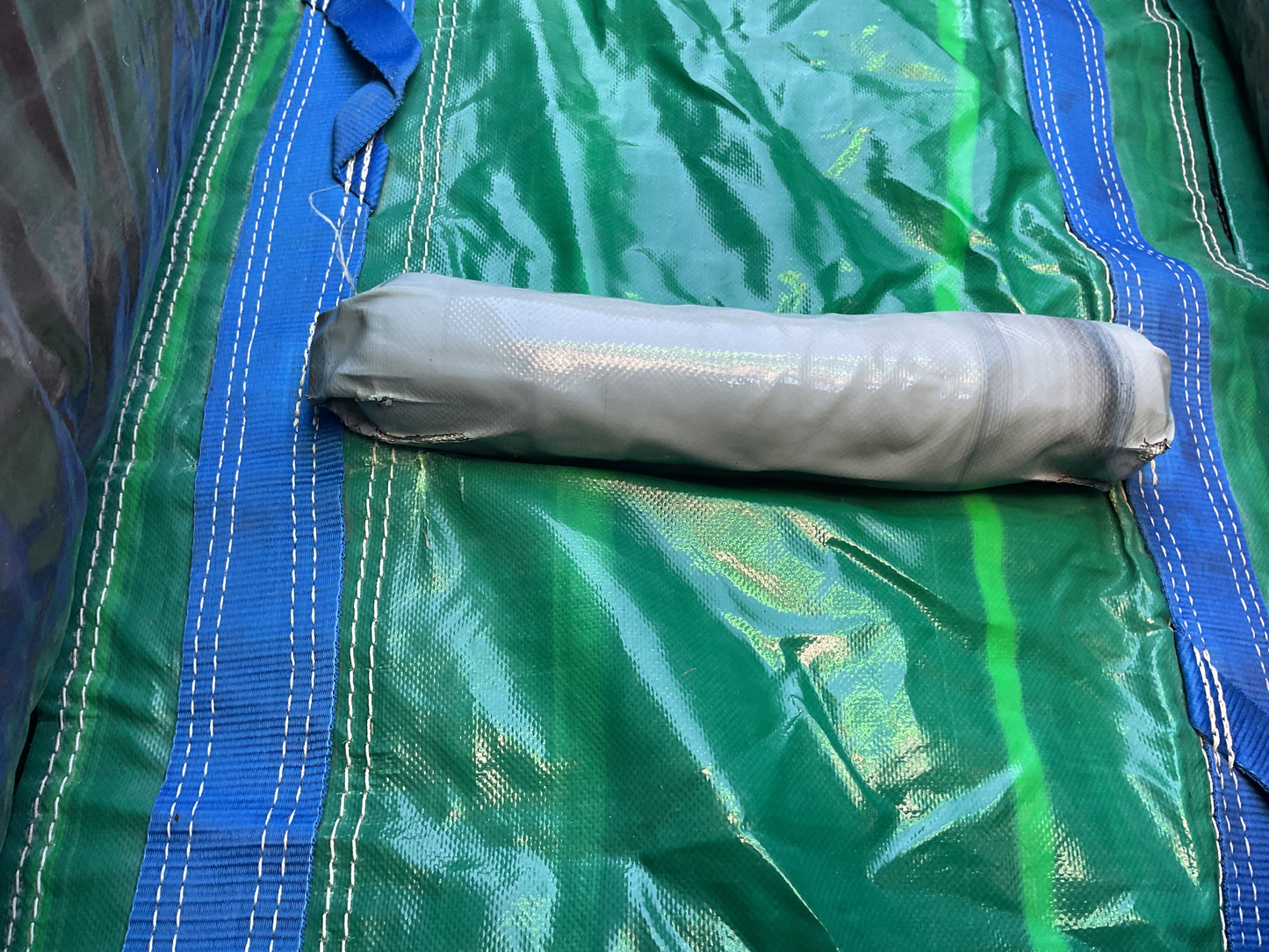 22' Emerald Crush Slide with pool