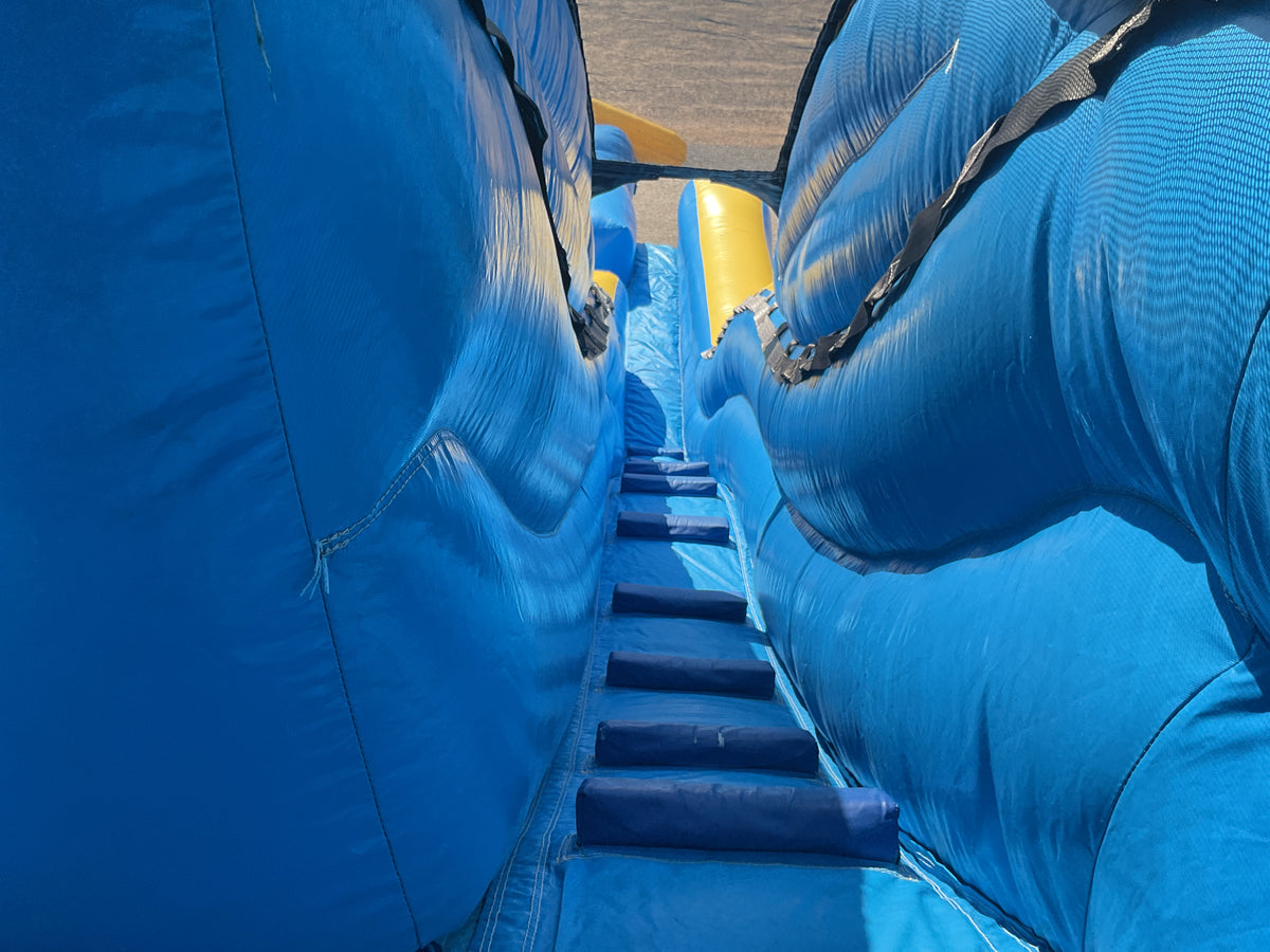 19' Wipeout Slide