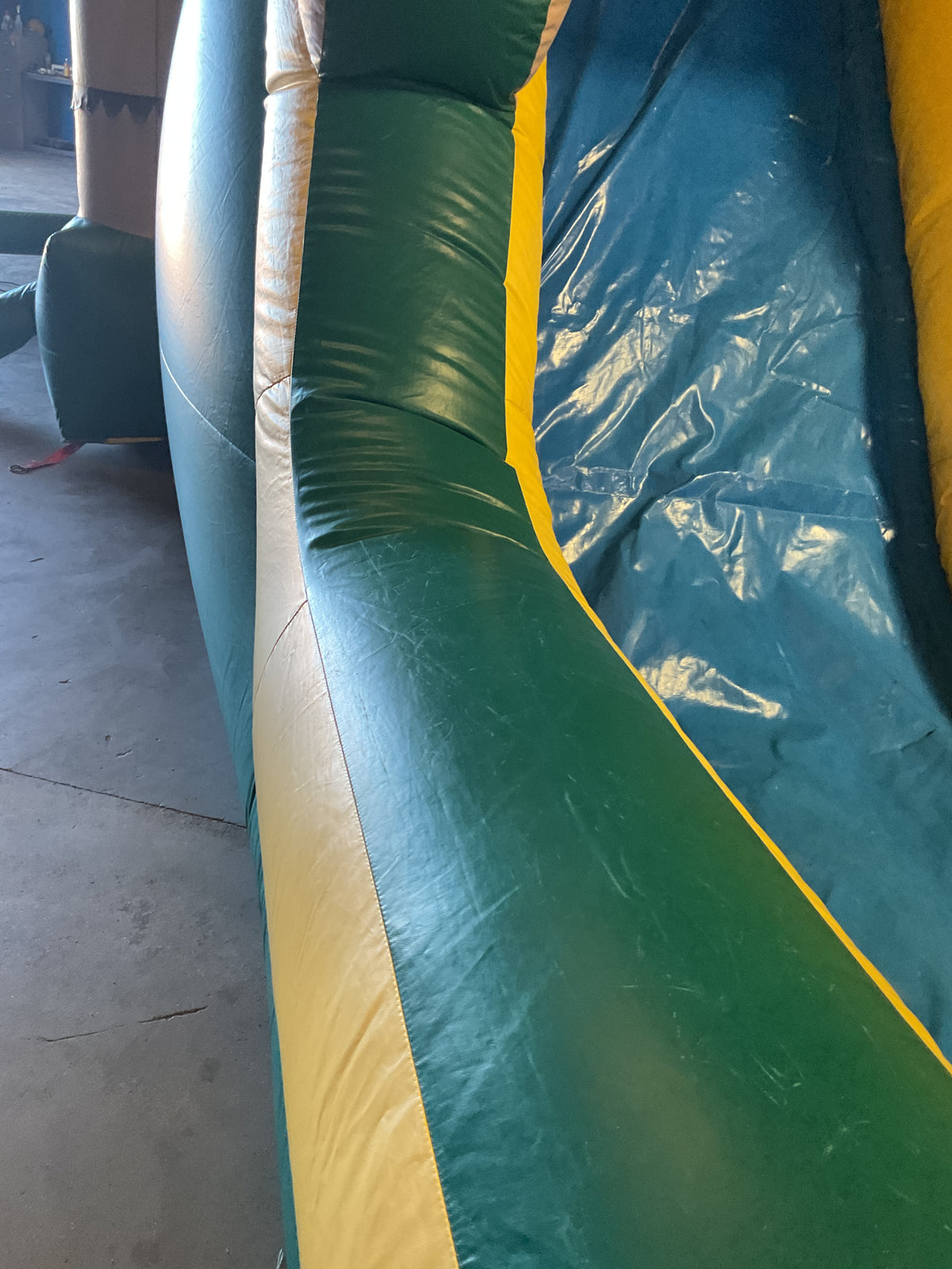 Dual Lane Tropical Combo with detachable pool