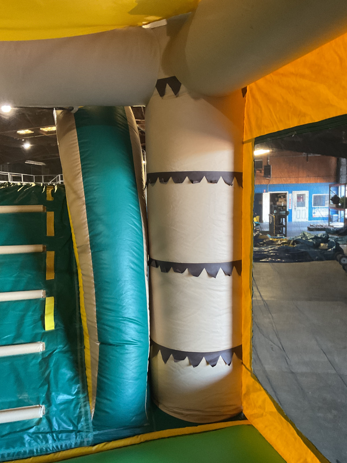 Dual Lane Tropical Combo with detachable pool
