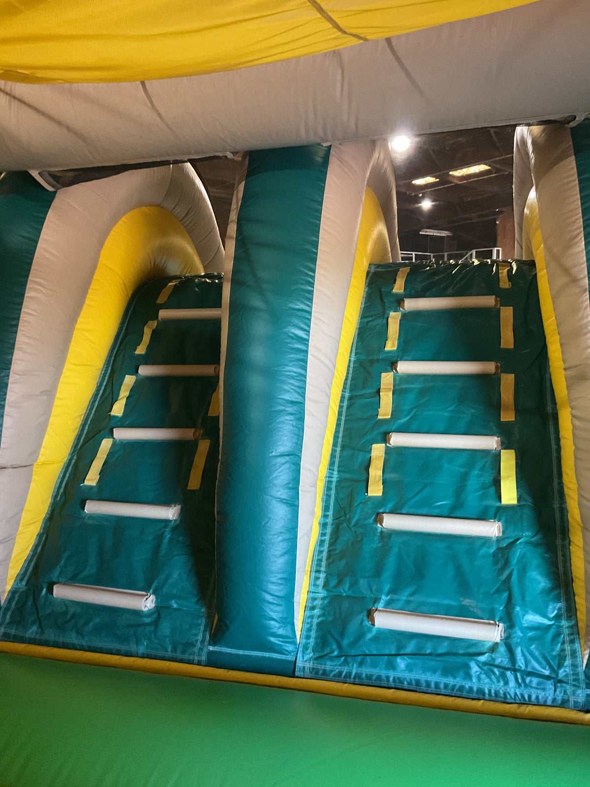 Dual Lane Tropical Combo with detachable pool