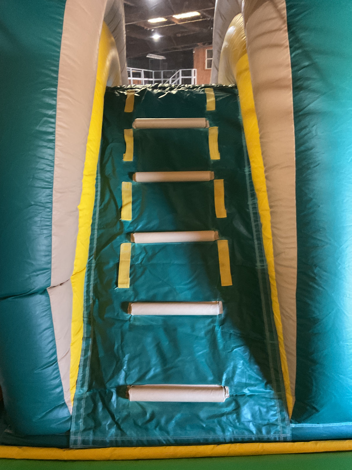 Dual Lane Tropical Combo with detachable pool