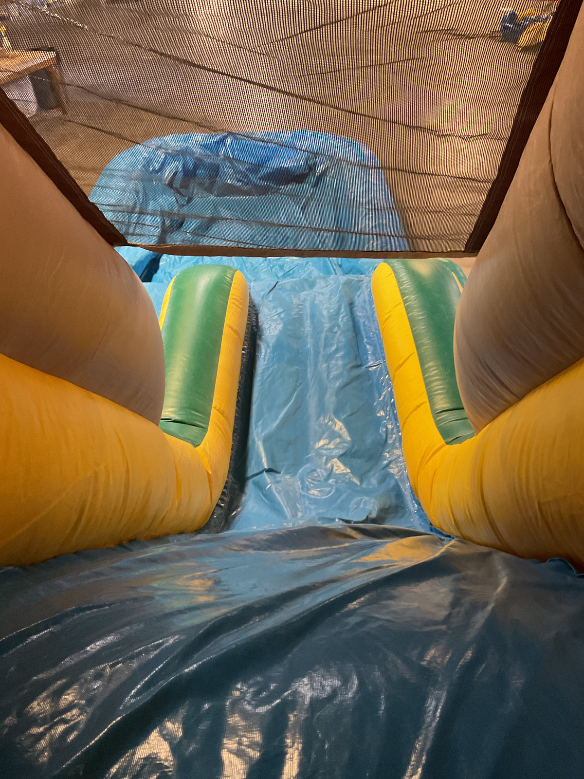 Dual Lane Tropical Combo with detachable pool