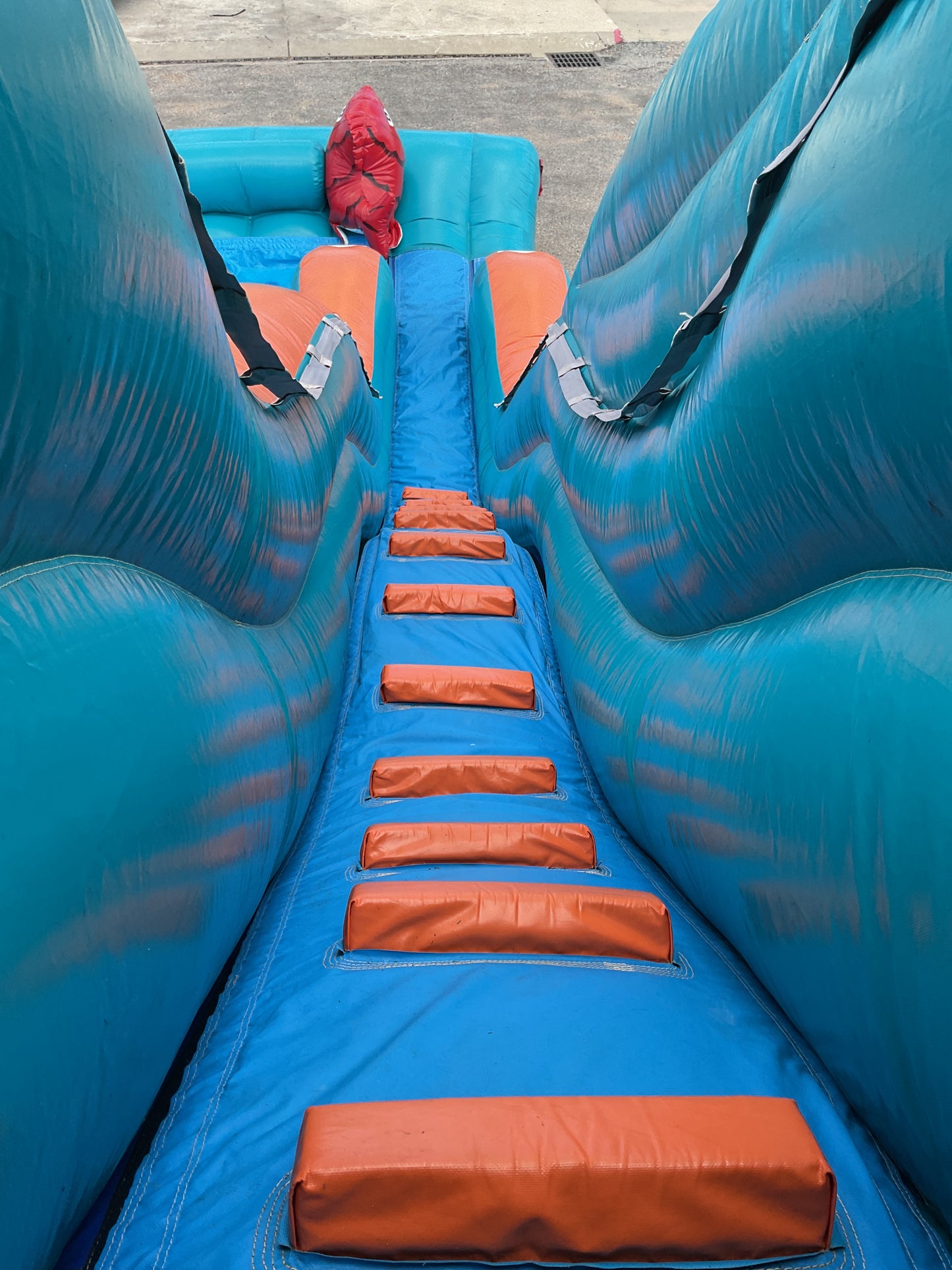 19' Big Kahuna Slide