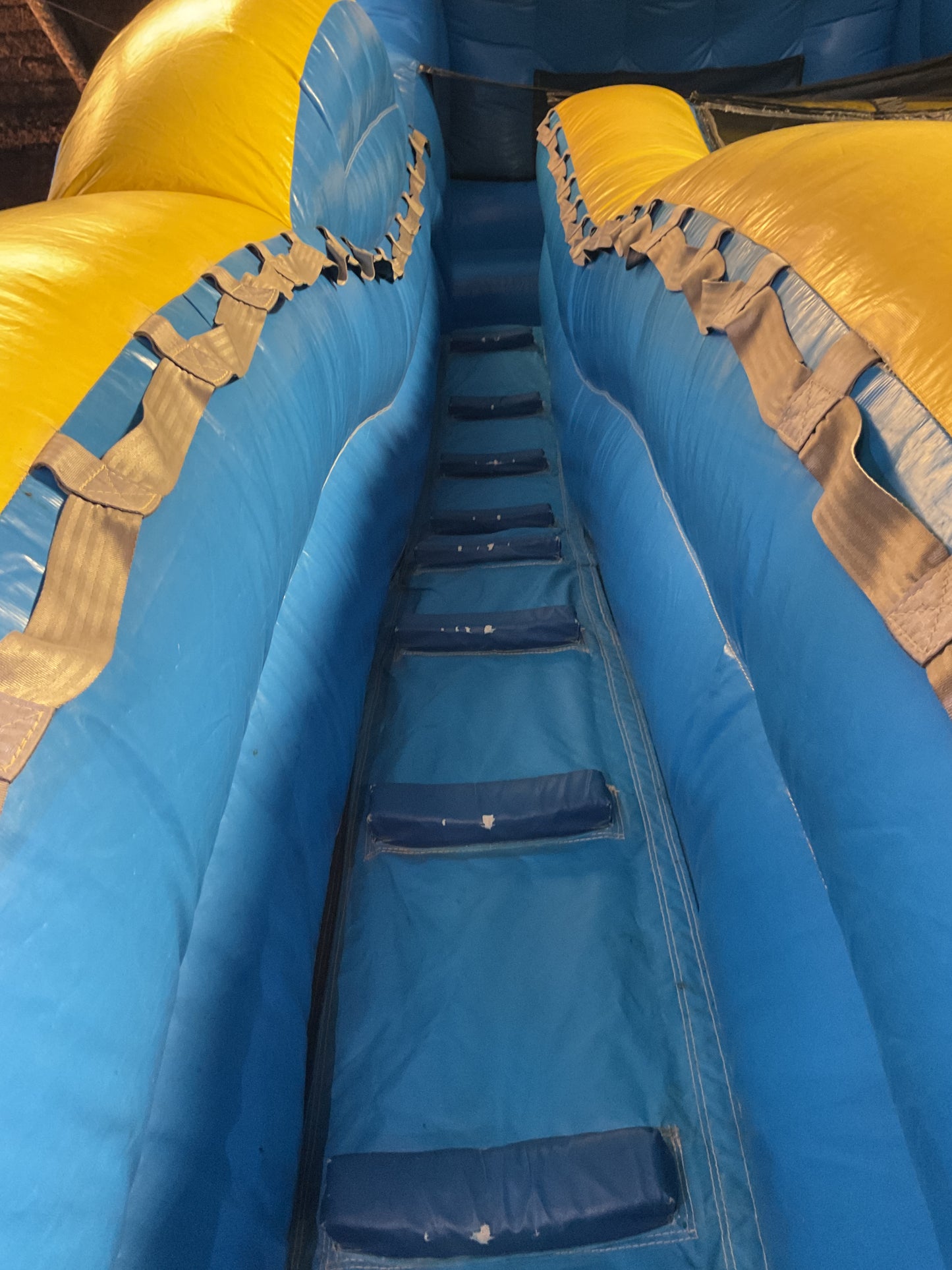 19' Wipe Out Slide