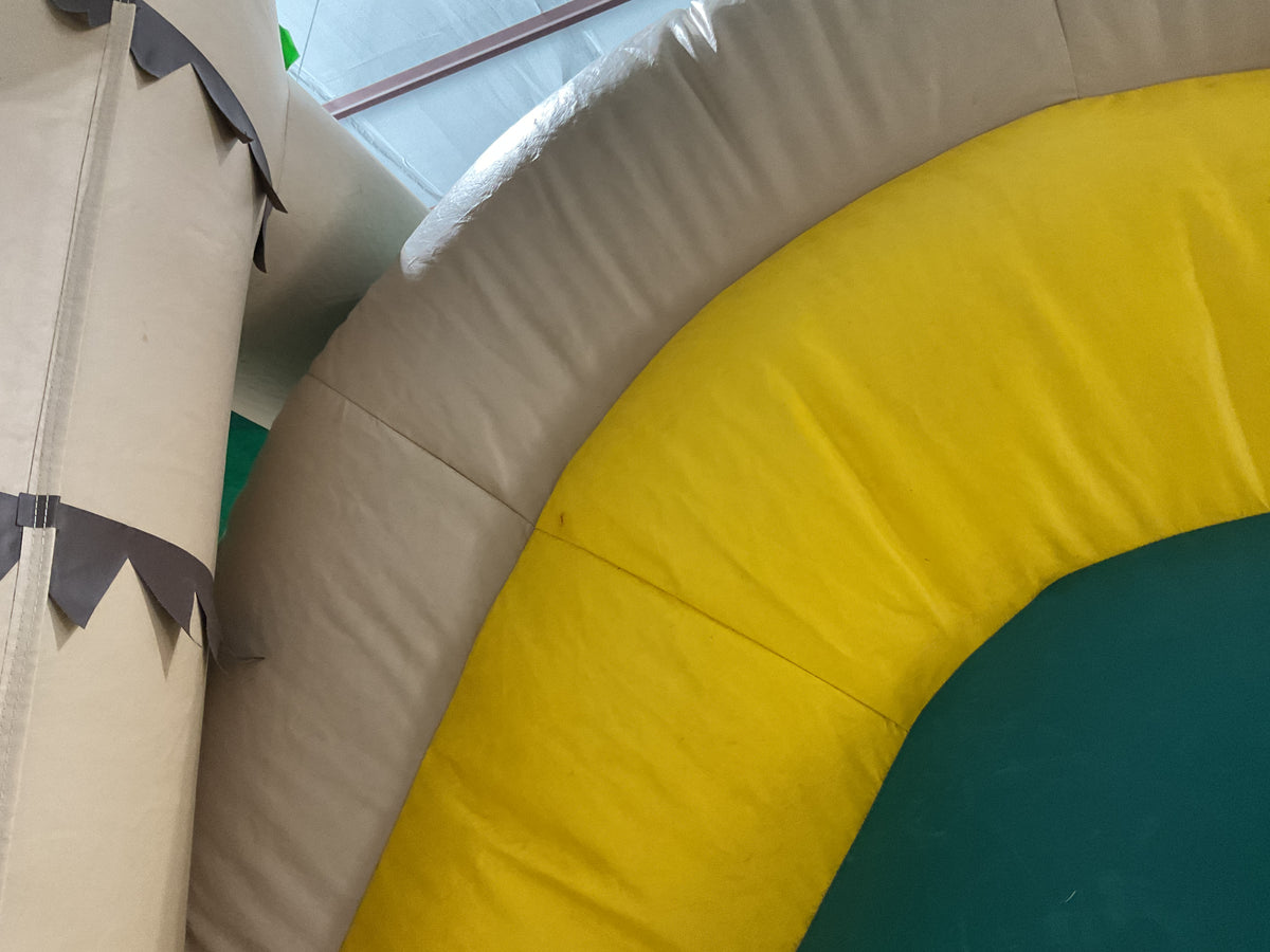 Tropical Combo wet dry with pool