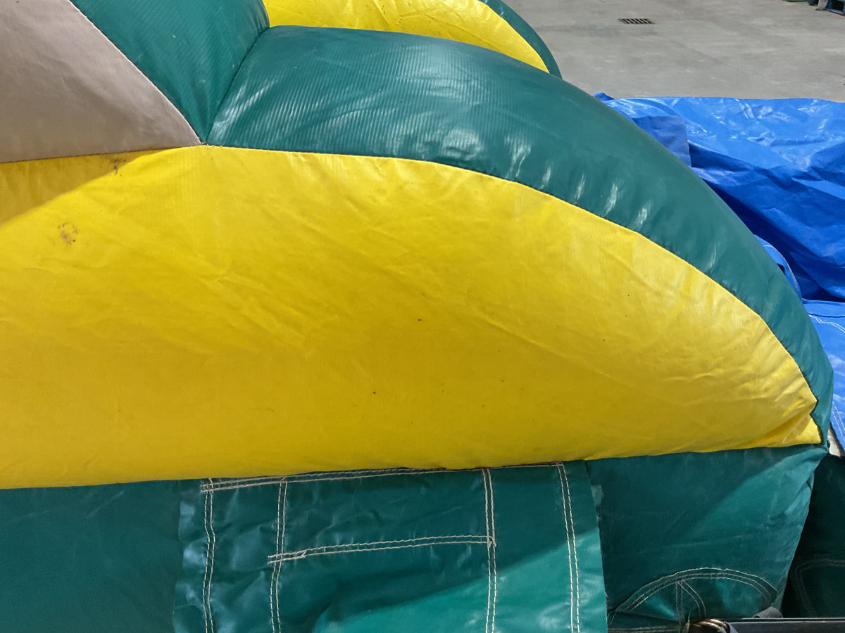 Tropical Combo wet dry with pool