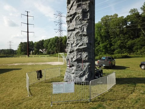 4-Station Rock Climb Wall